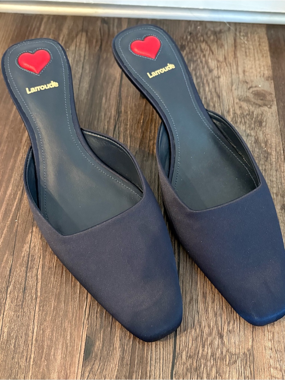 Larroudé Amal Mules - Ocean - Picture 6 of 7